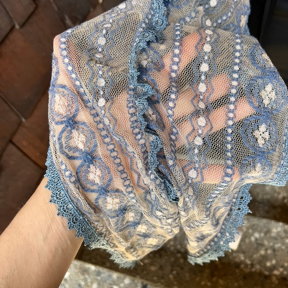 Scarf-Powder Blue lace ruched oblong scarf, 70” - Picture 7 of 10